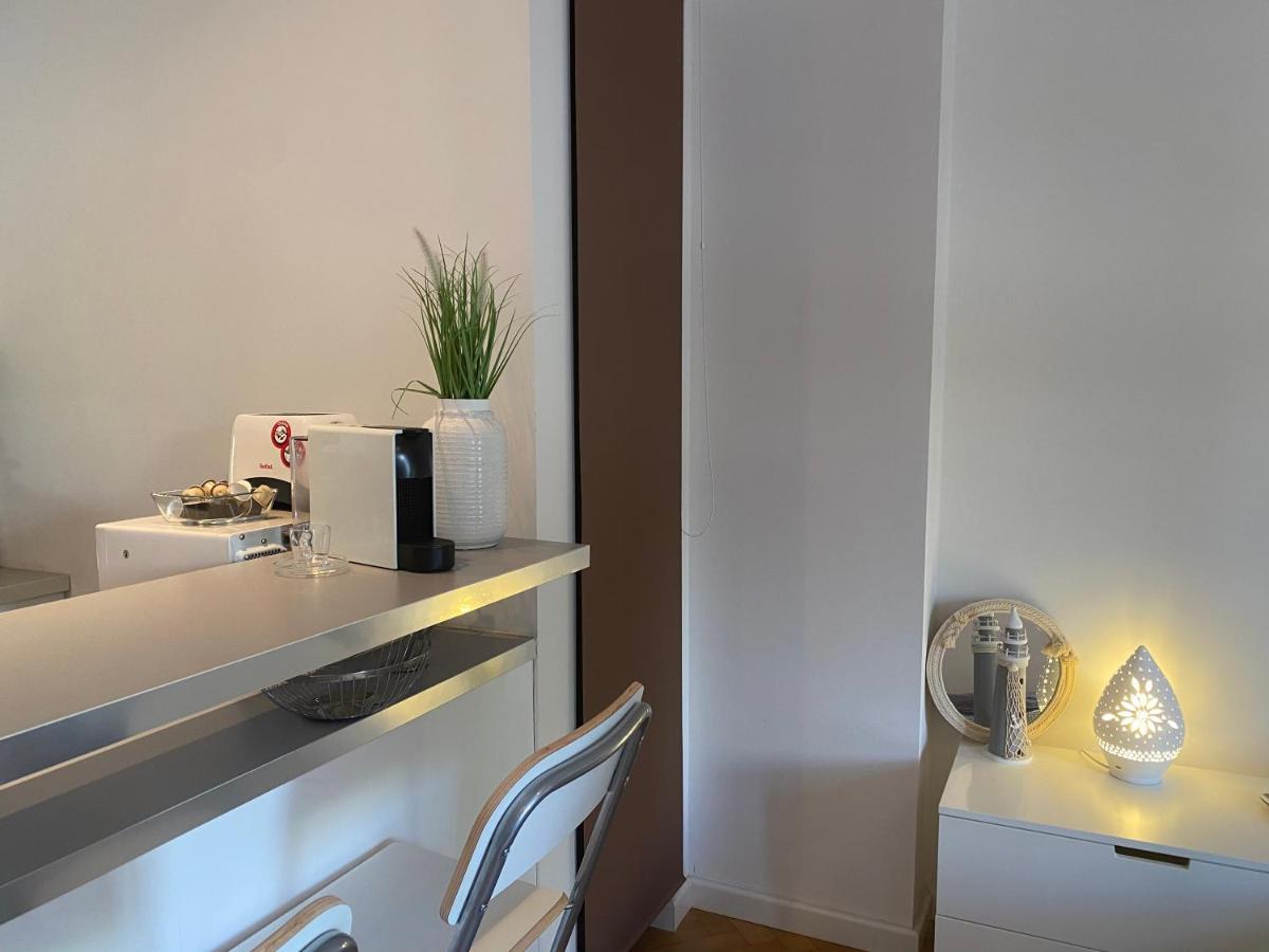 Blue Port Apartment In Ujlipotvaros With Free Parking บูดาเปสต์ ภายนอก รูปภาพ